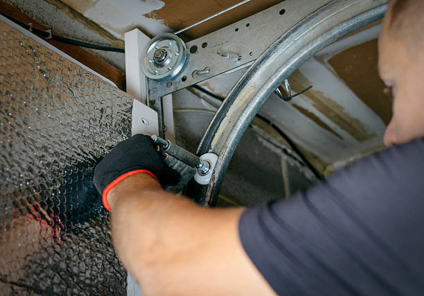 Affordable Garage Door Panel Replacement solutions in Evanston, IL